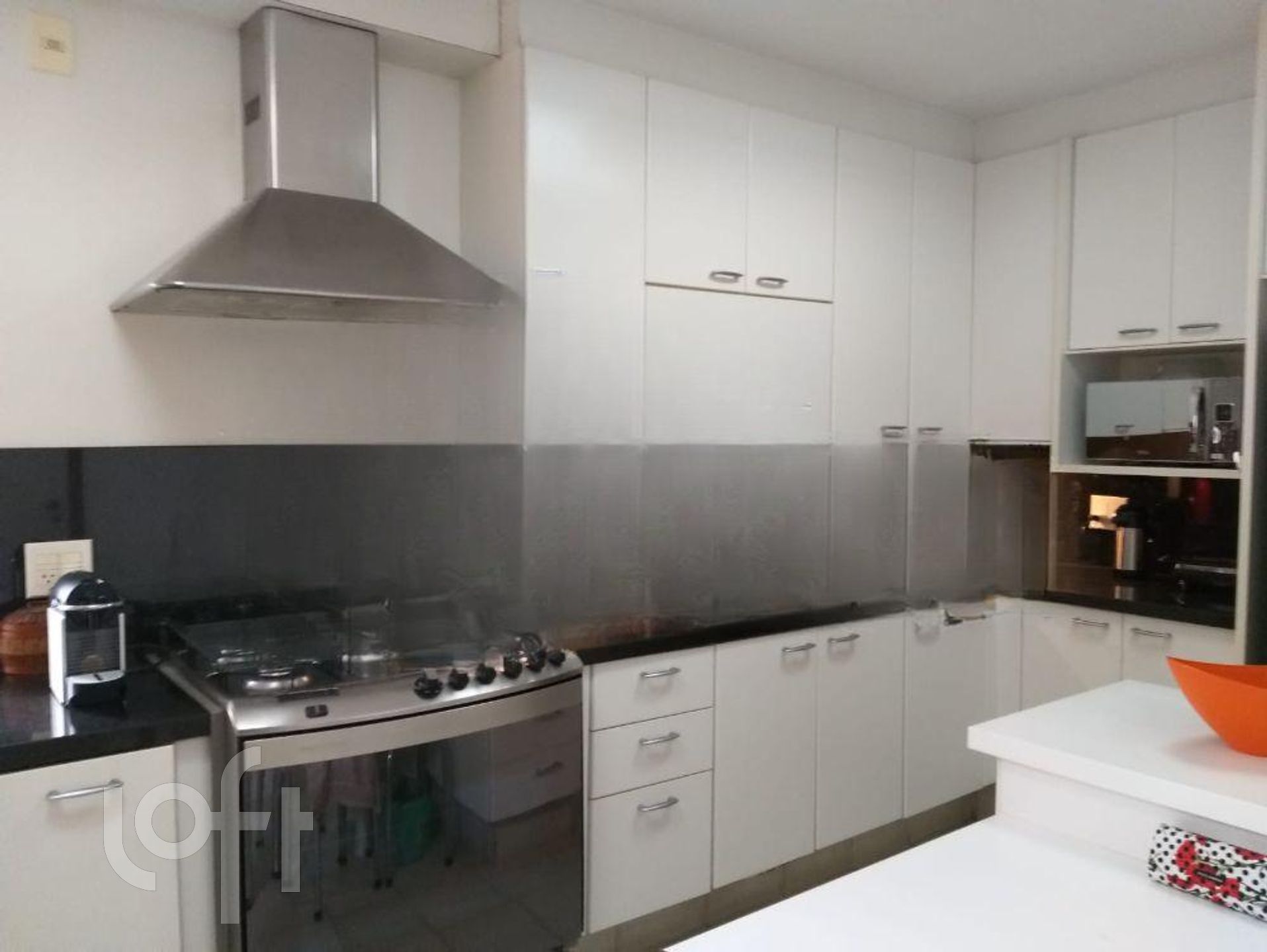 Apartamento à venda com 3 quartos, 170m² - Foto 2