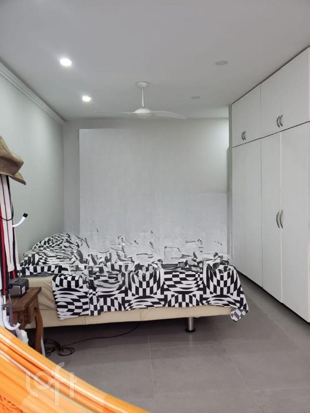 Apartamento à venda com 3 quartos, 178m² - Foto 4