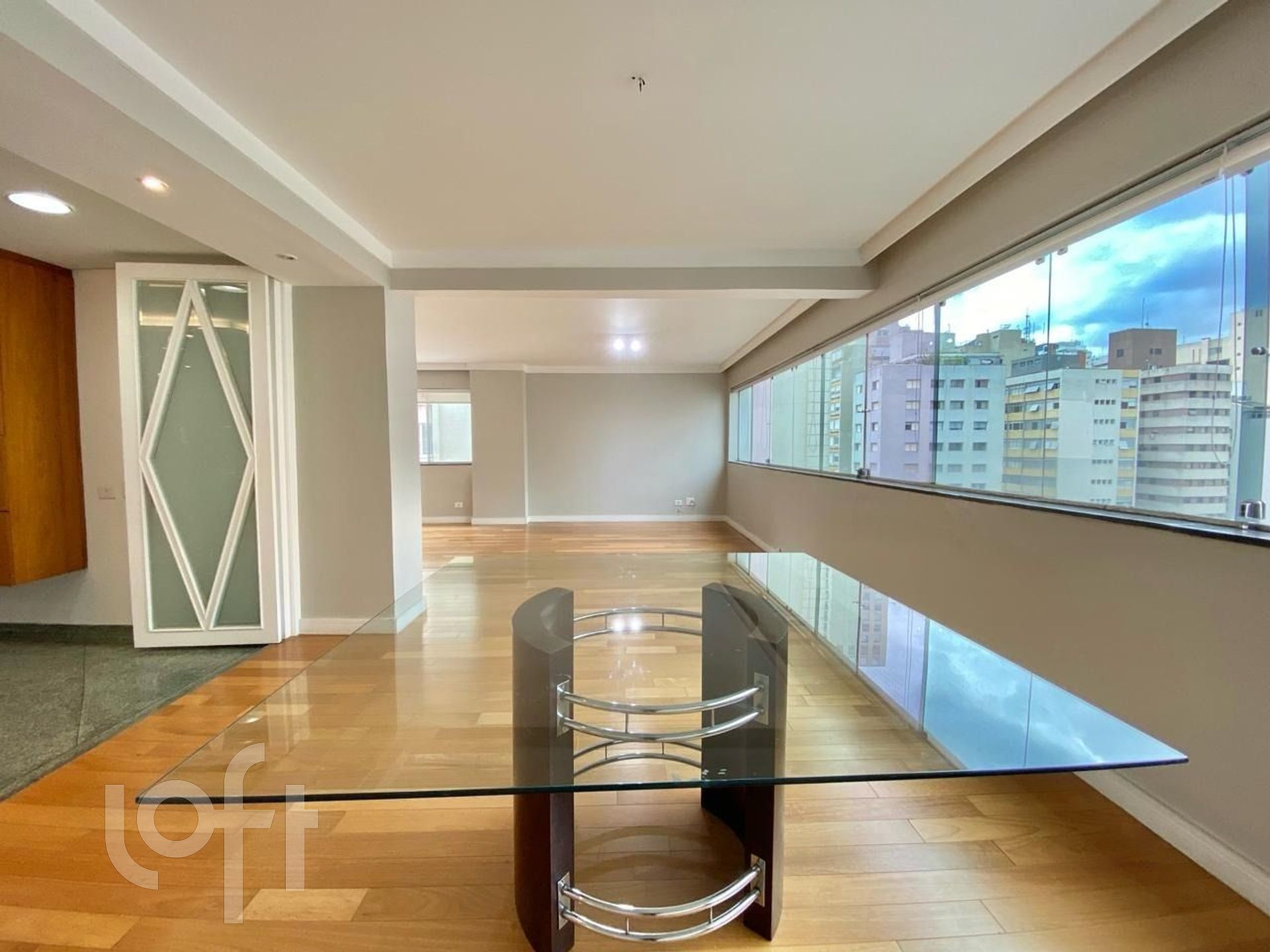 Apartamento à venda com 3 quartos, 170m² - Foto 6