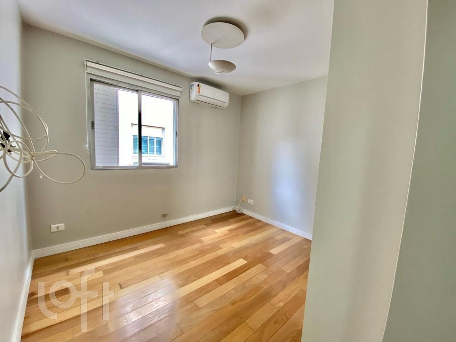 Apartamento à venda com 3 quartos, 170m² - Foto 10