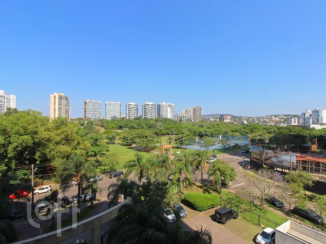 Apartamento com 65m², 2 dormitórios, 1 suíte, 2 vagas, Jardim Europa em Porto Alegre