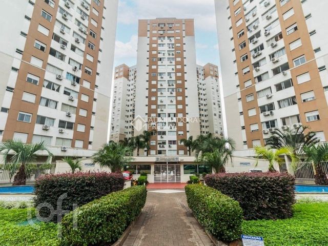Apartamento com 69m², 2 dormitórios, 1 suíte, 1 vaga, Vila Ipiranga em Porto Alegre