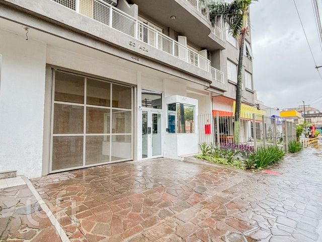 Apartamento com 93m², 3 dormitórios, Santana em Porto Alegre