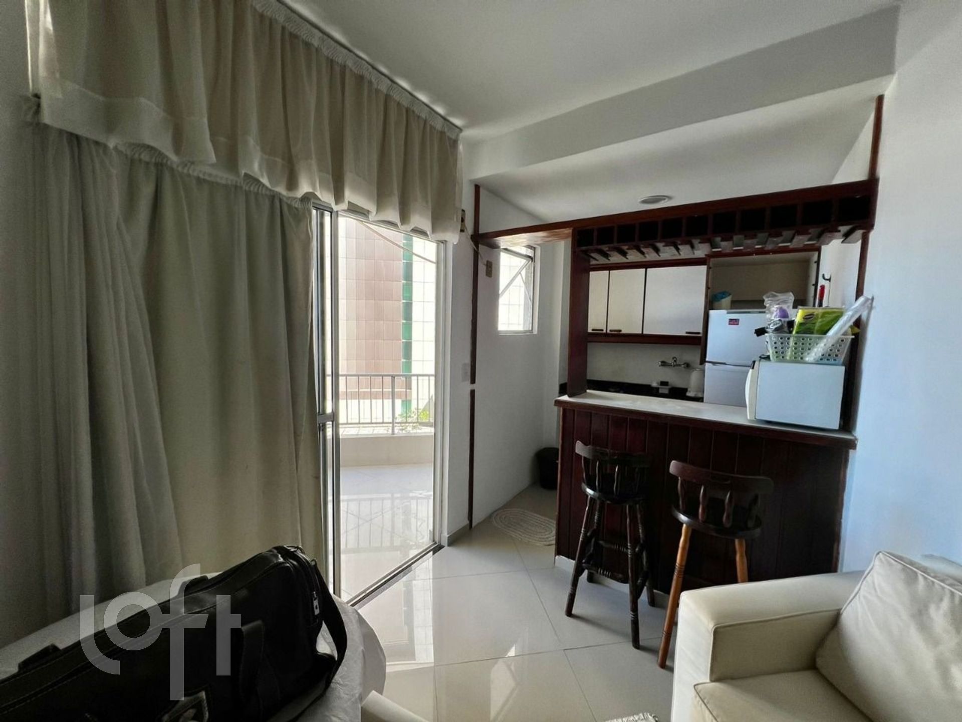 Apartamento à venda com 1 quarto, 50m² - Foto 6