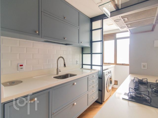 Apartamento com 61m², 2 dormitórios, 1 suíte, 1 vaga, Cidade Baixa em Porto Alegre