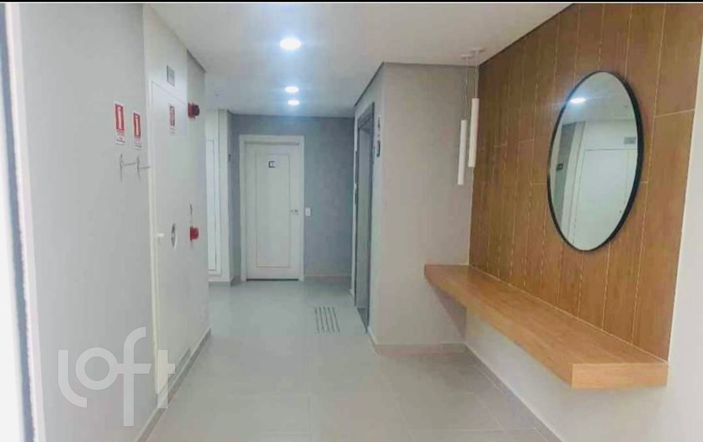 Apartamento à venda com 2 quartos, 41m² - Foto 11