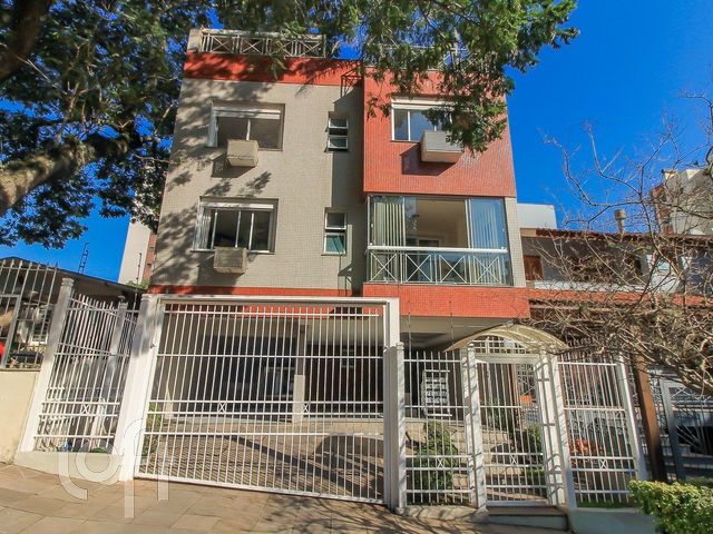 Apartamento com 96m², 2 dormitórios, 1 suíte, 2 vagas, Jardim Botânico em Porto Alegre