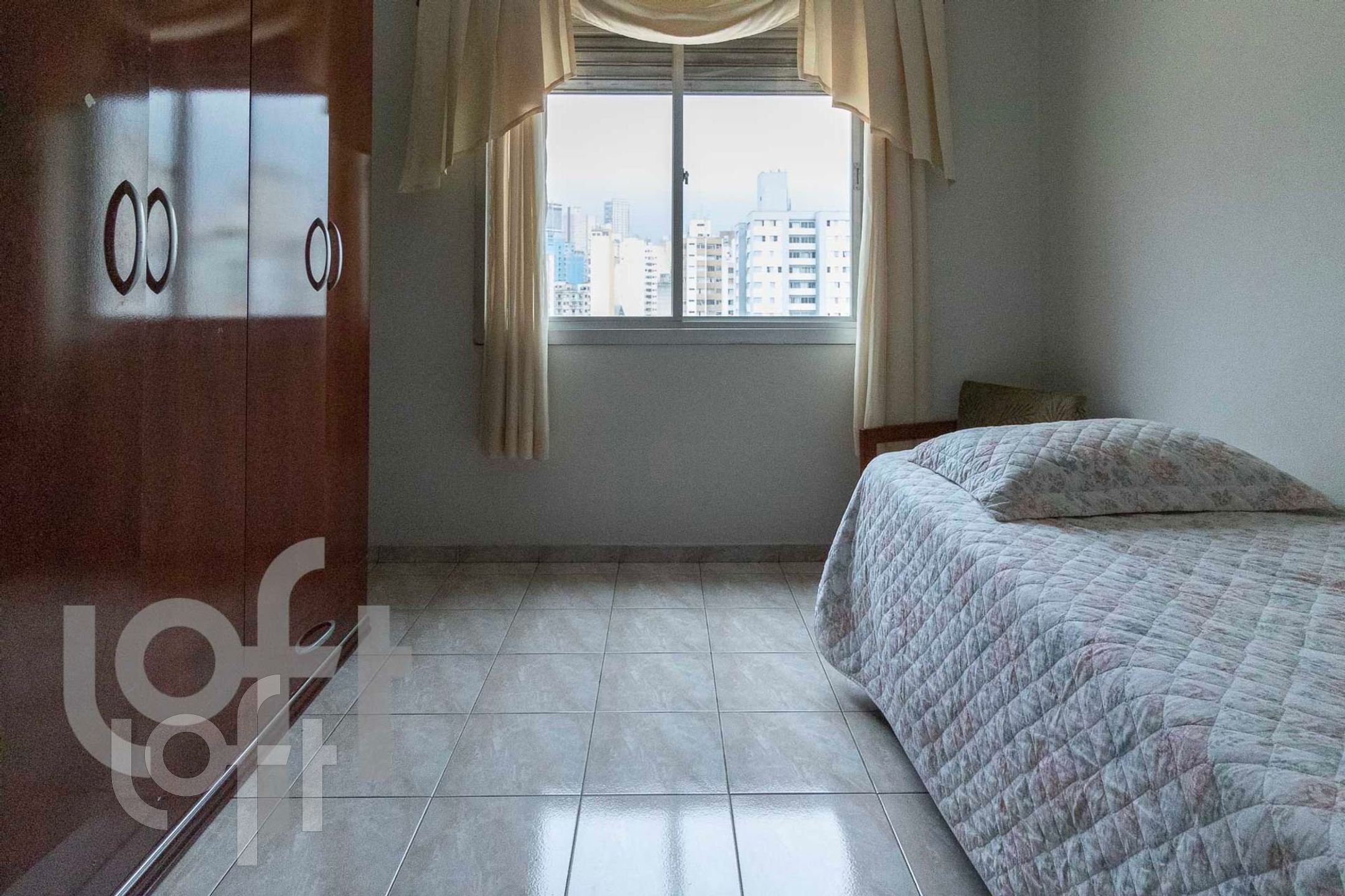 Apartamento à venda com 2 quartos, 85m² - Foto 35