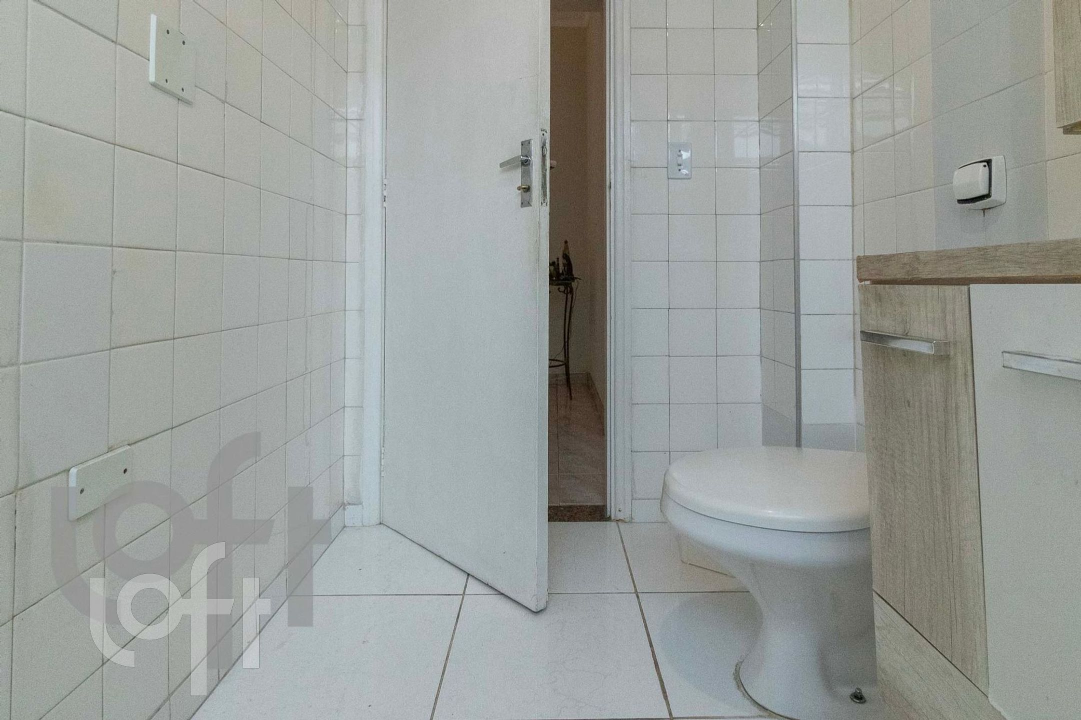 Apartamento à venda com 2 quartos, 85m² - Foto 4