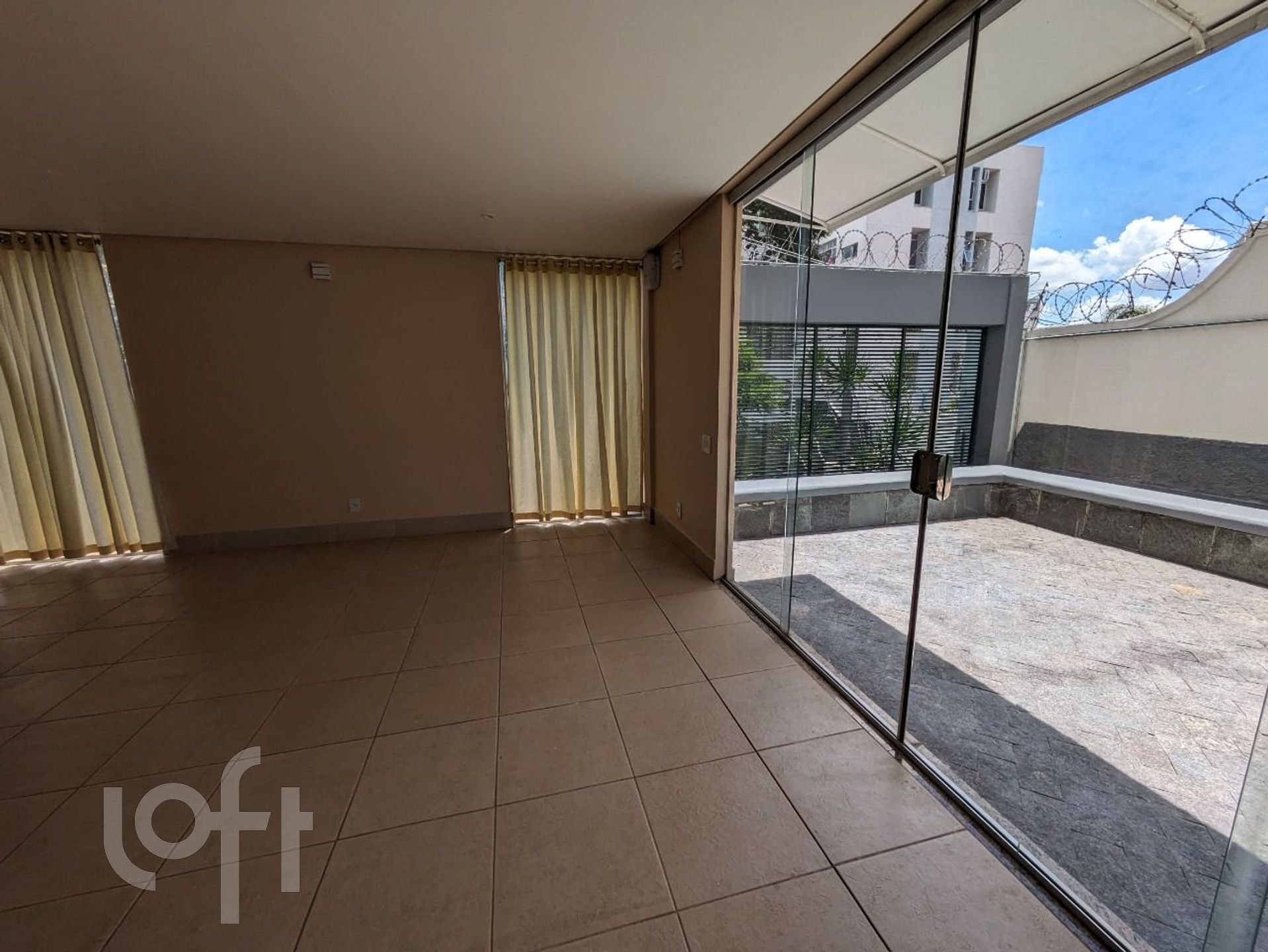 Apartamento à venda com 2 quartos, 70m² - Foto 22