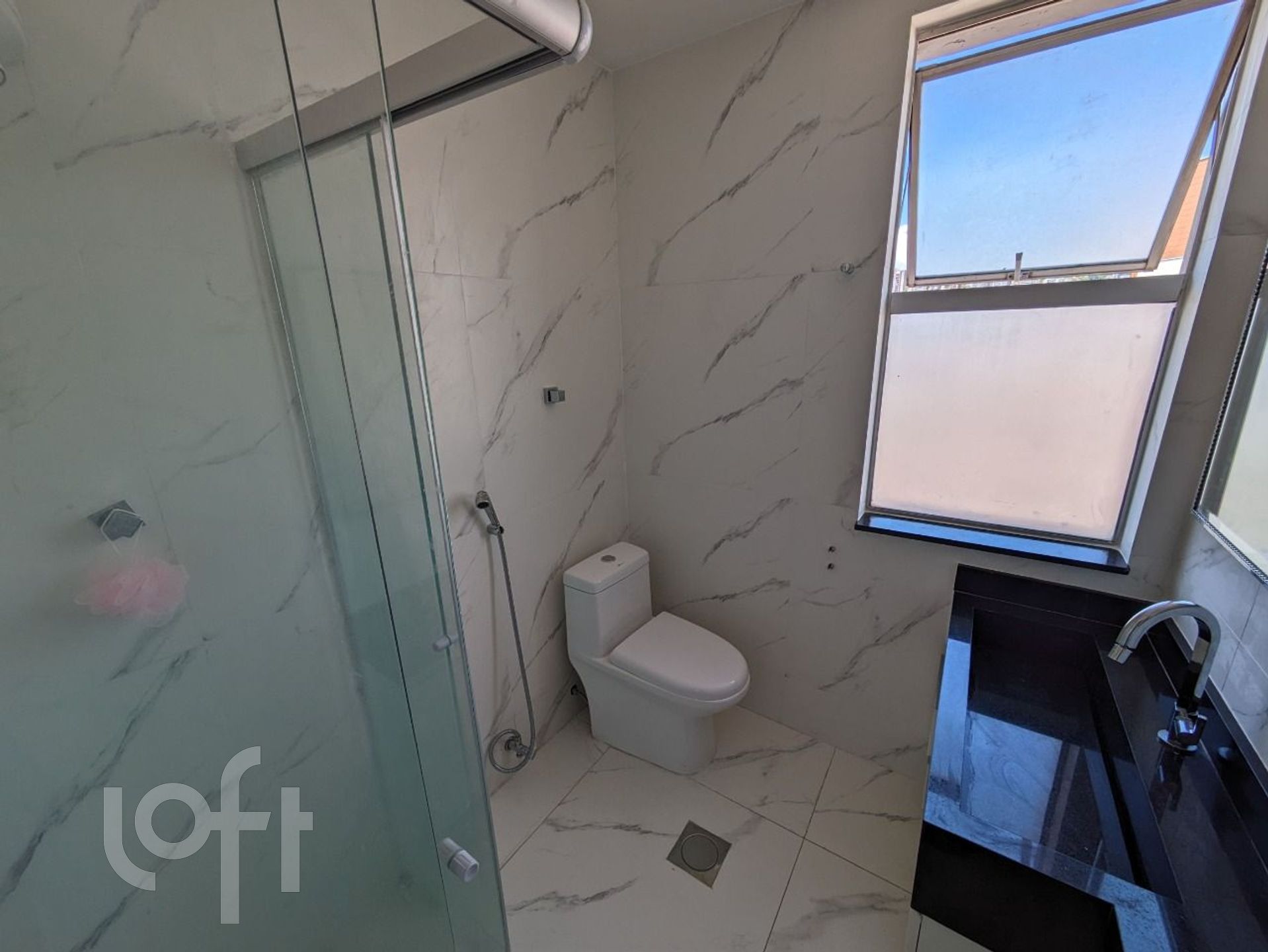 Apartamento à venda com 2 quartos, 70m² - Foto 12