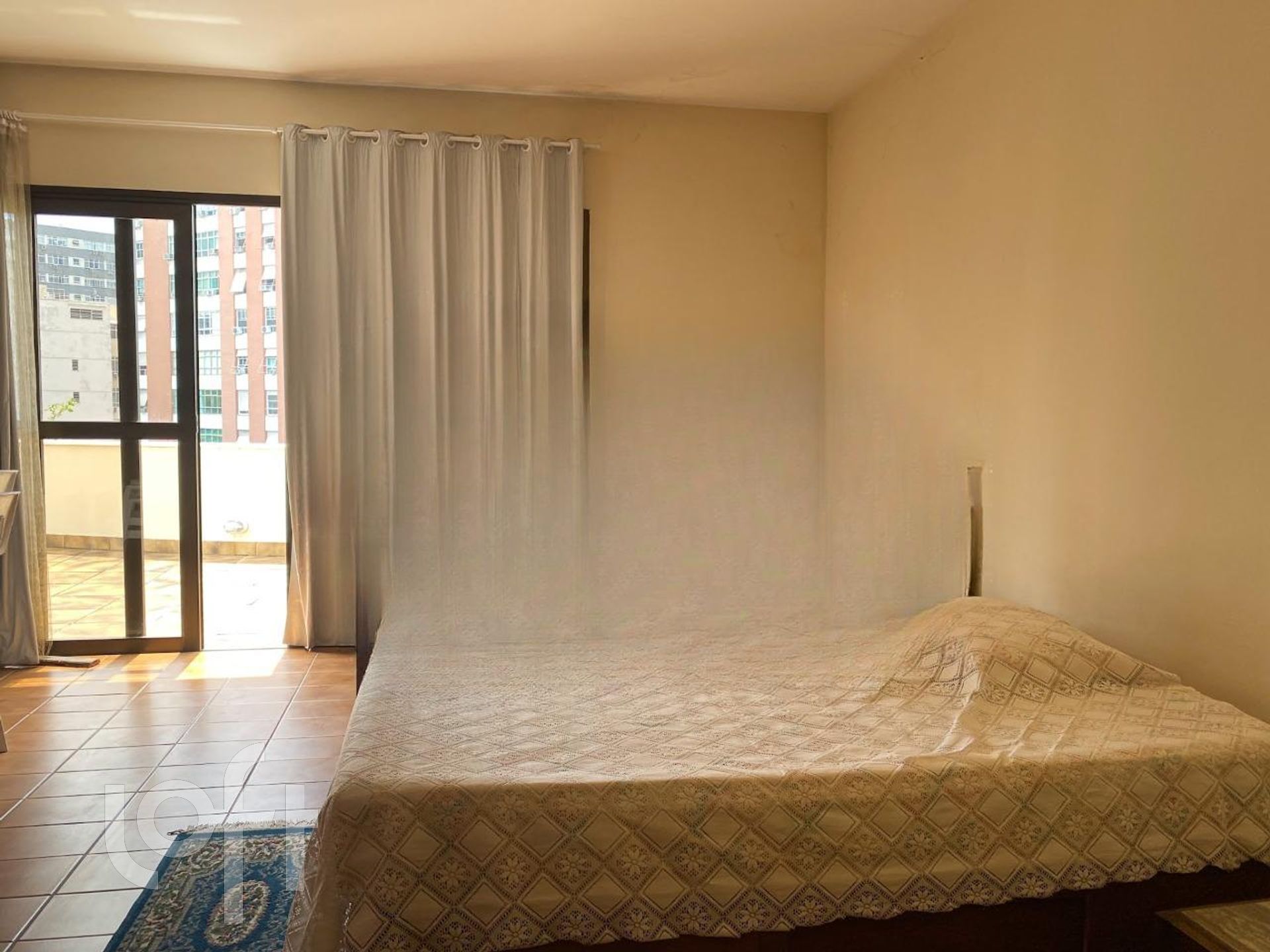 Apartamento à venda com 3 quartos, 228m² - Foto 12