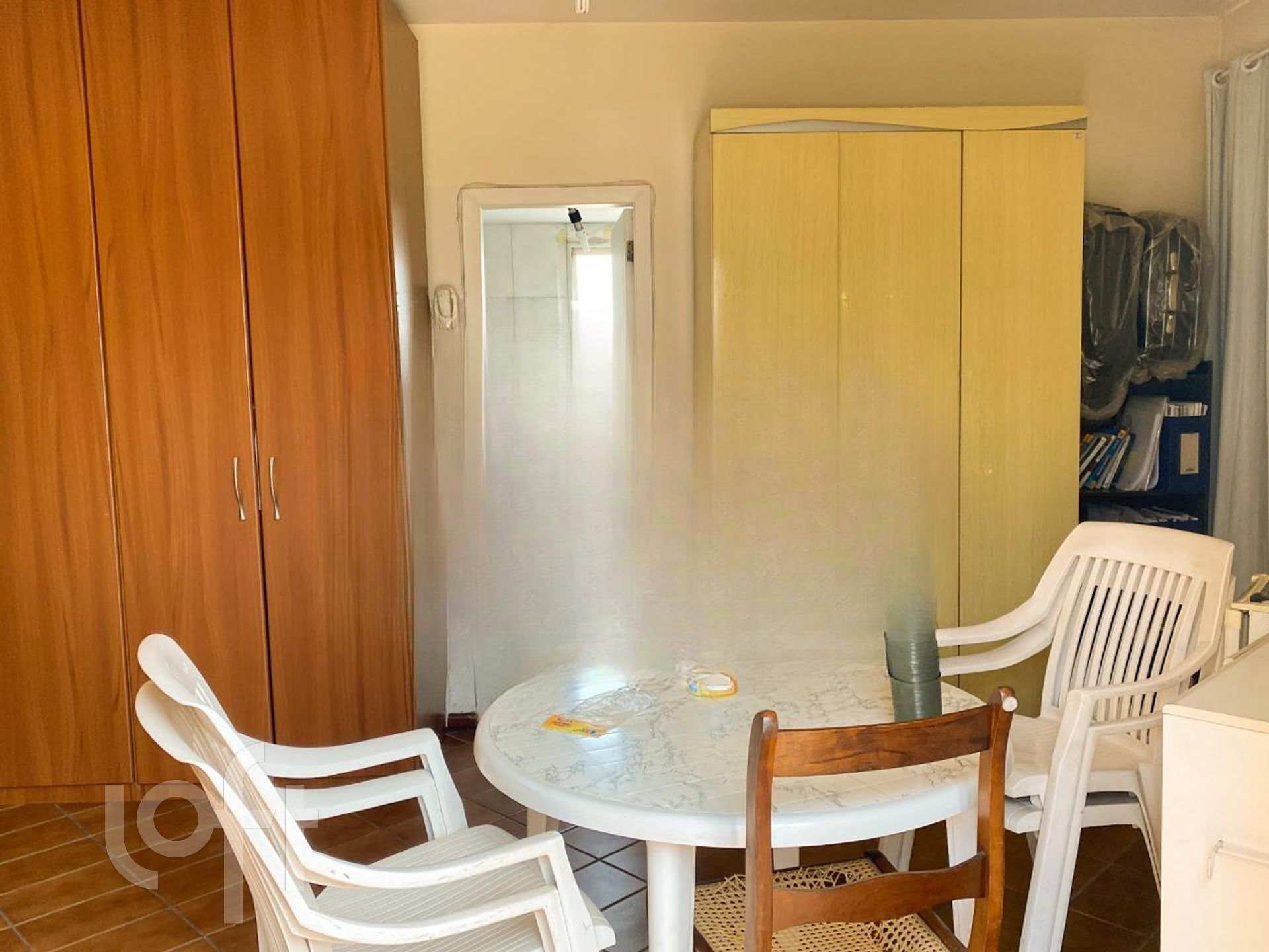 Apartamento à venda com 3 quartos, 228m² - Foto 15