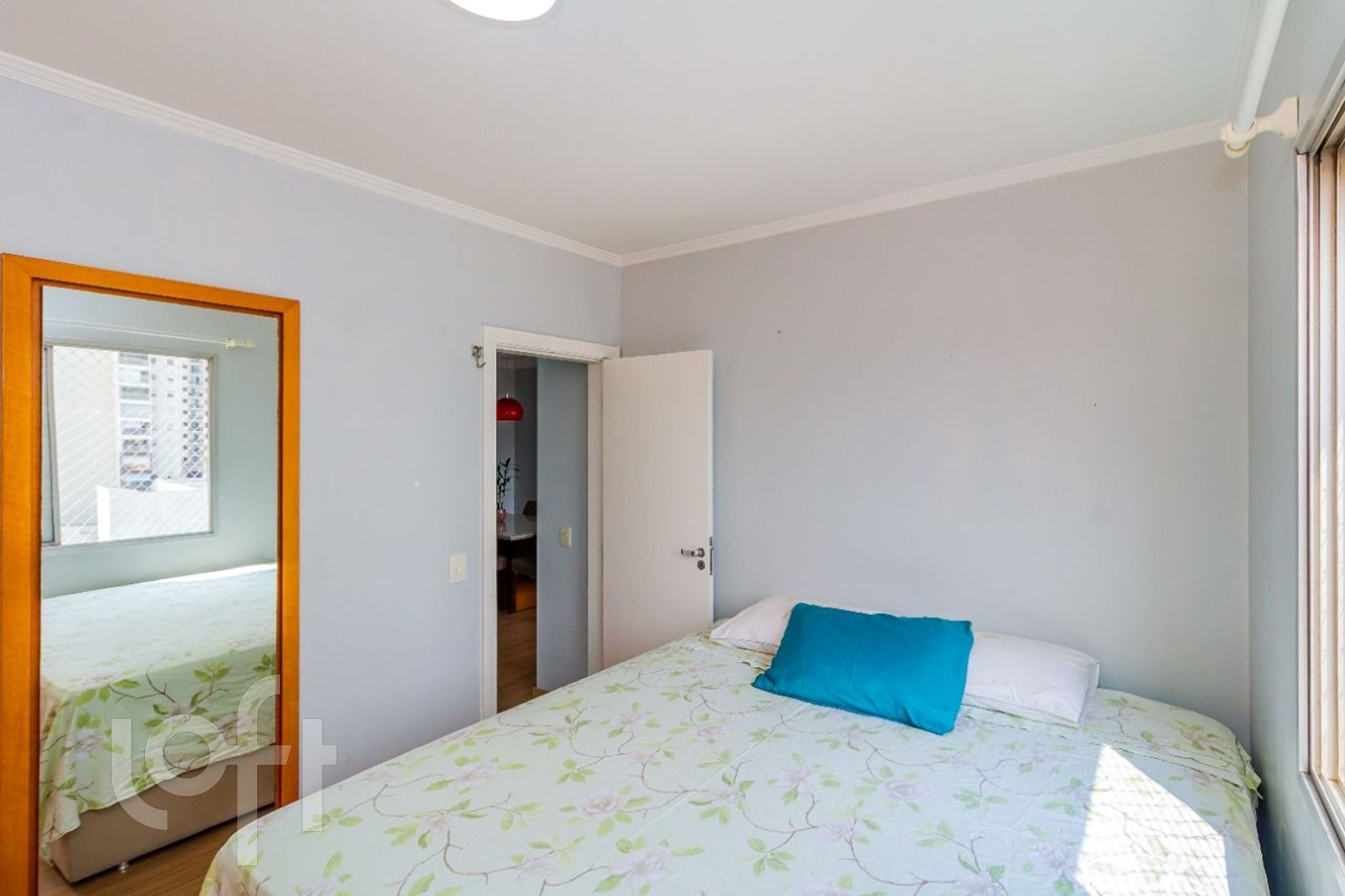 Apartamento à venda com 2 quartos, 65m² - Foto 17