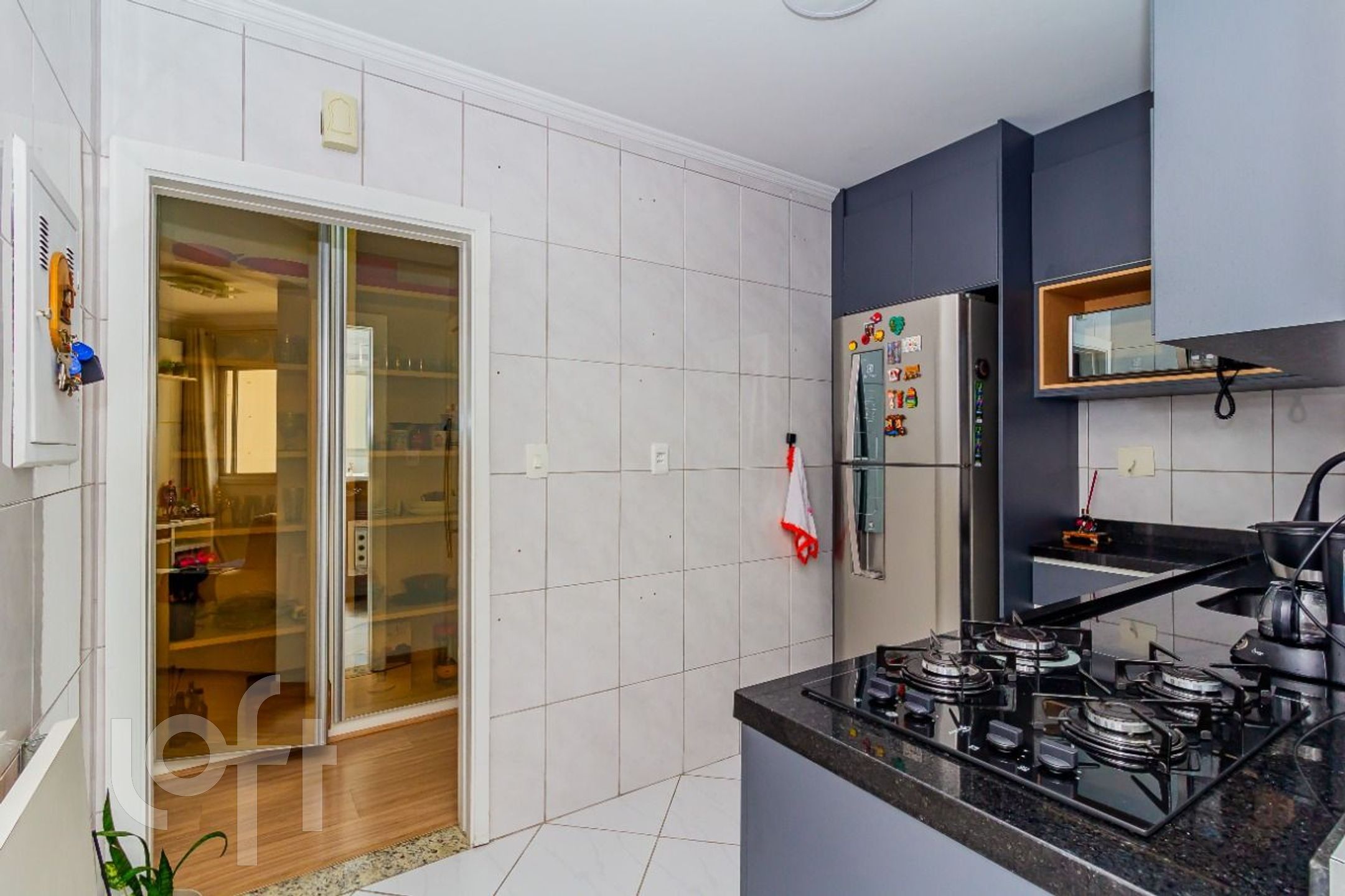 Apartamento à venda com 2 quartos, 65m² - Foto 9