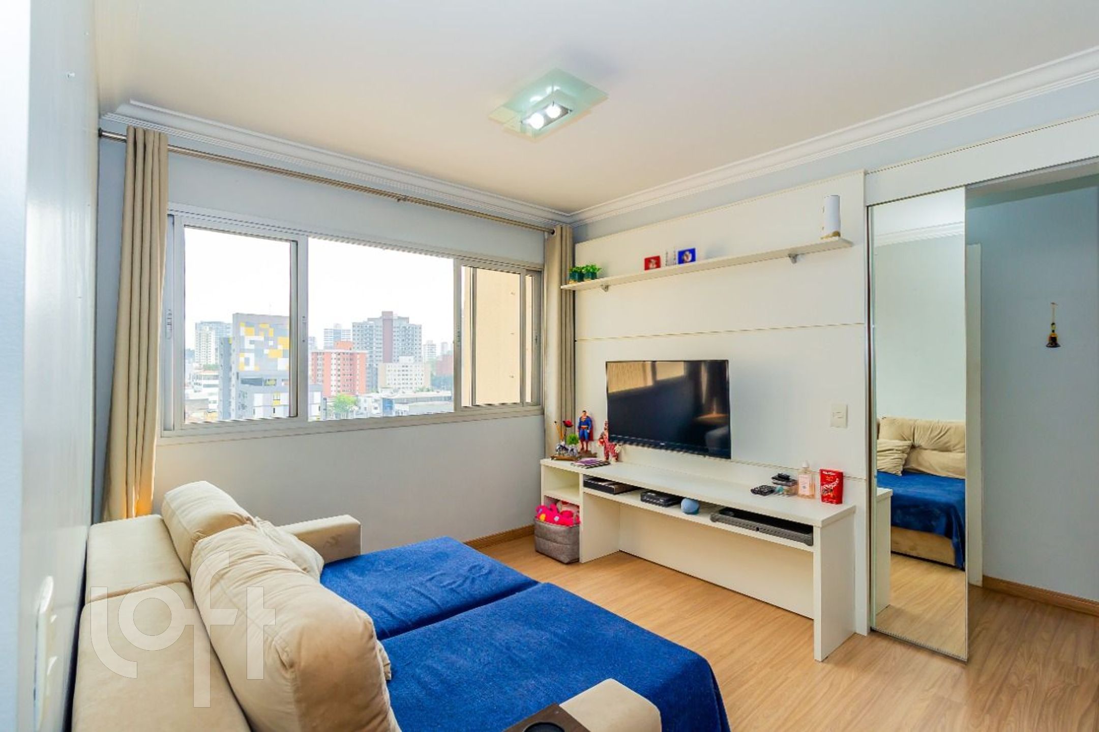 Apartamento à venda com 2 quartos, 65m² - Foto 1