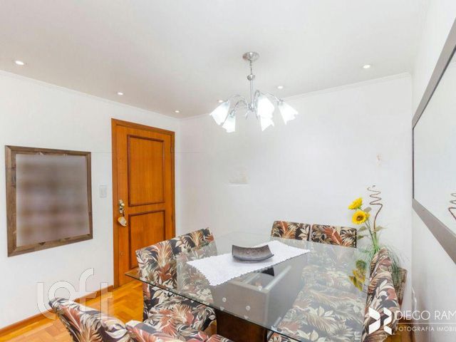 Apartamento com 90m², 3 dormitórios, Vila Ipiranga em Porto Alegre