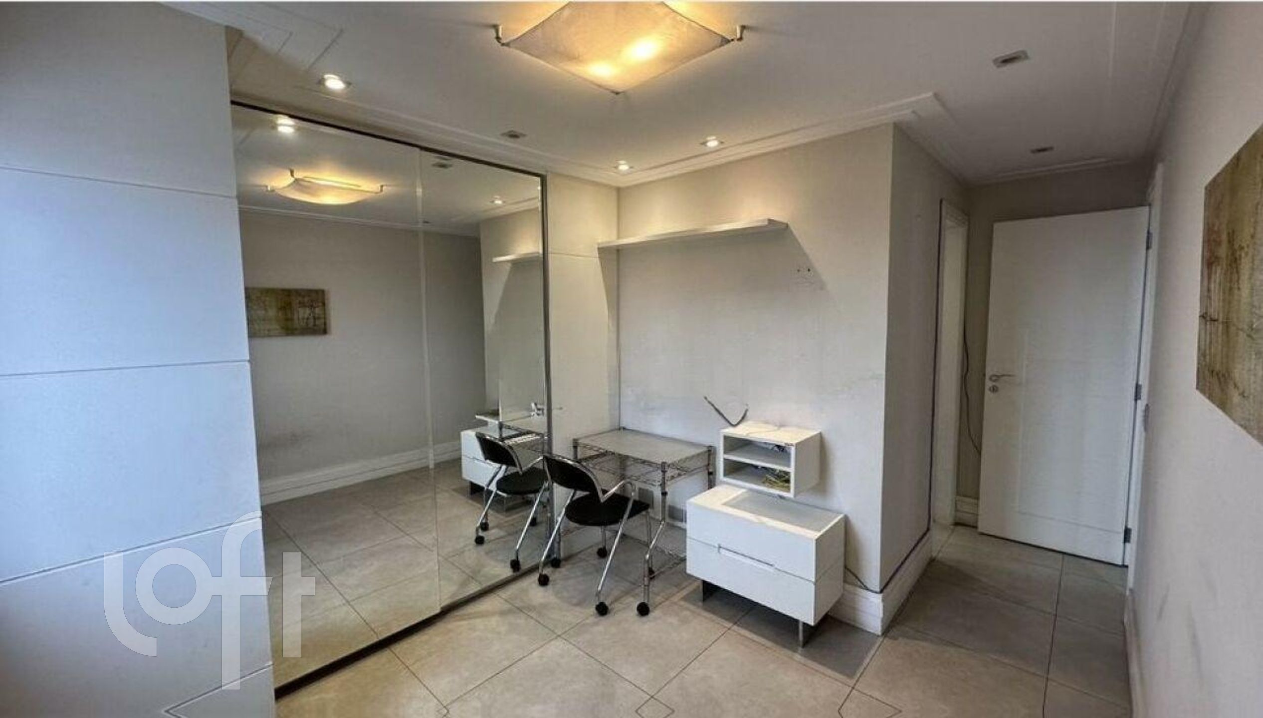 Apartamento à venda com 3 quartos, 200m² - Foto 35