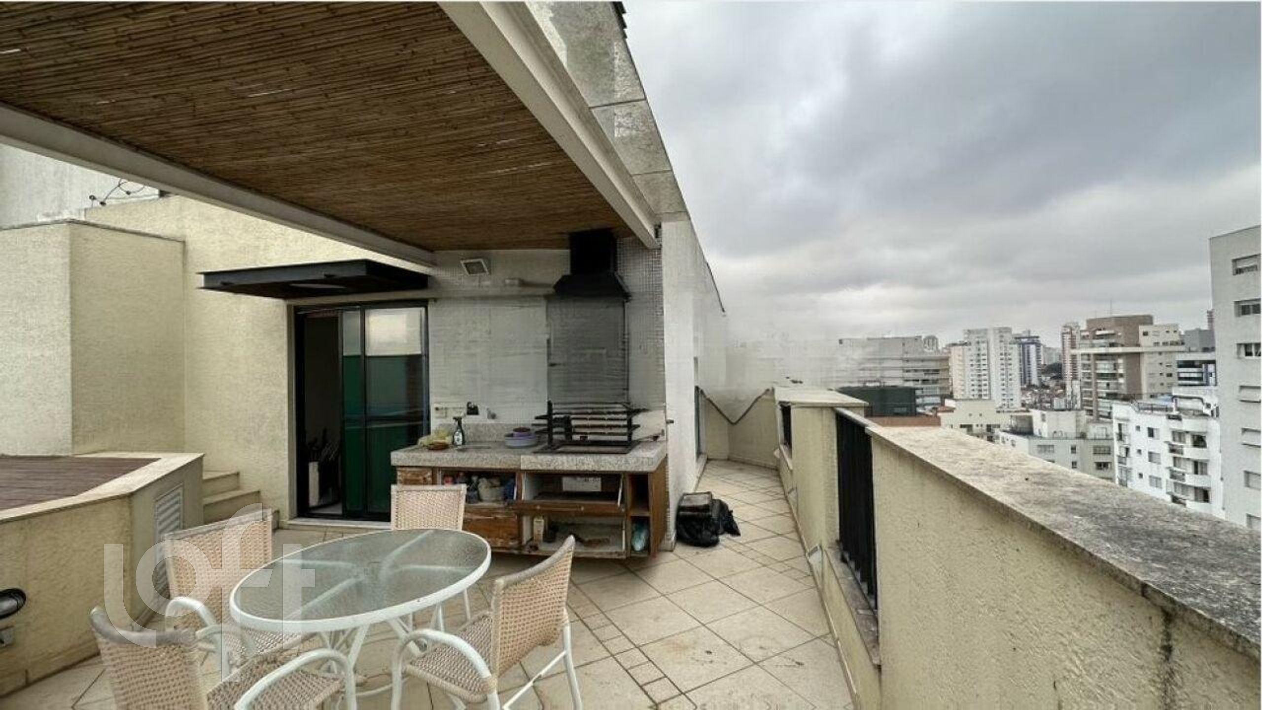 Apartamento à venda com 3 quartos, 200m² - Foto 7