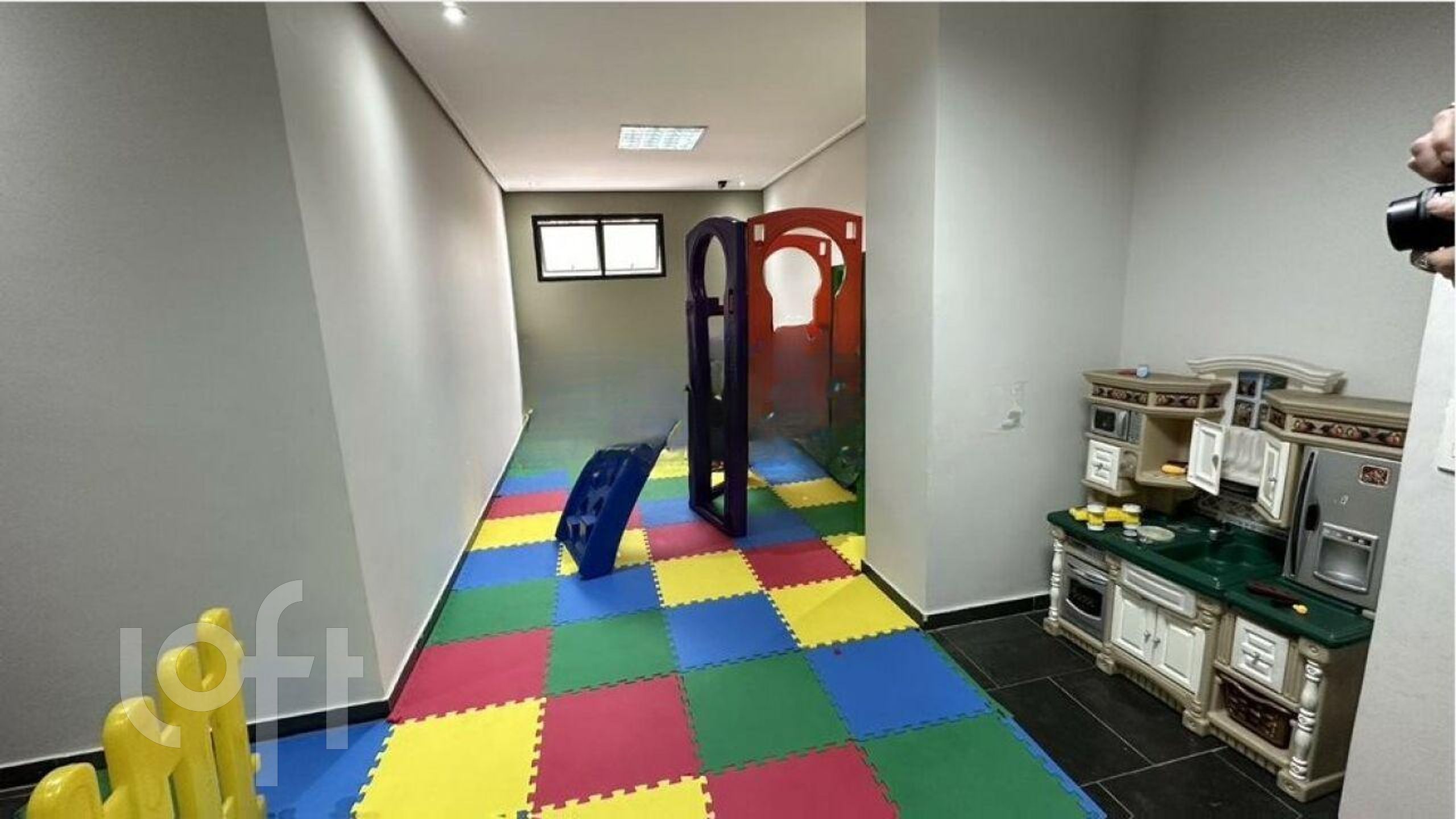 Apartamento à venda com 3 quartos, 200m² - Foto 43