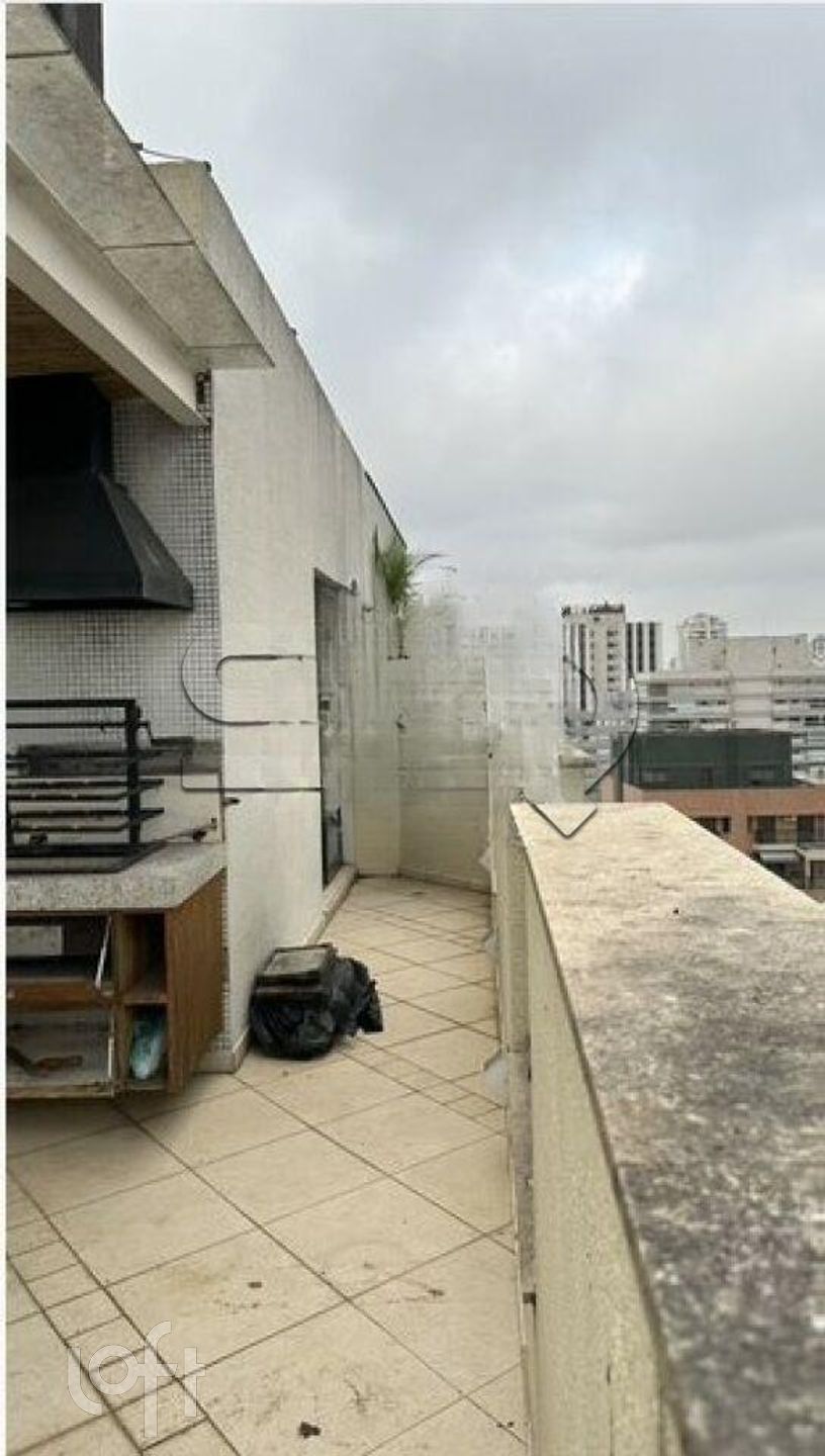 Apartamento à venda com 3 quartos, 200m² - Foto 12