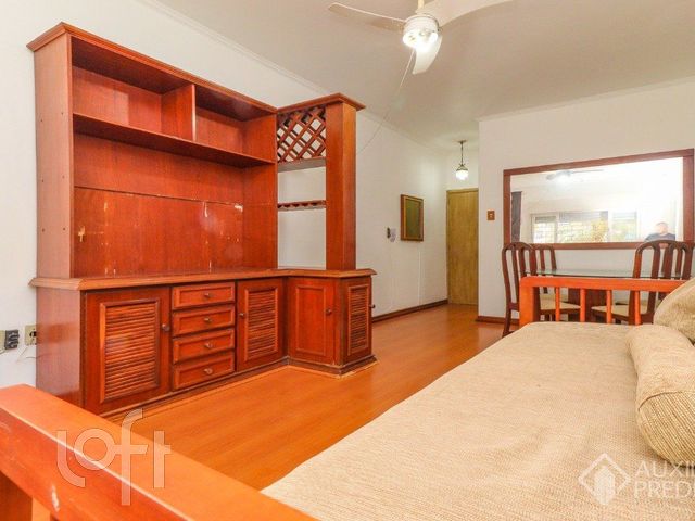 Apartamento com 87m², 3 dormitórios, 2 vagas, Santana em Porto Alegre