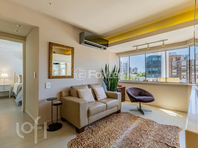 Apartamento com 52m², 1 dormitório, 1 suíte, 1 vaga, Rio Branco em Porto Alegre