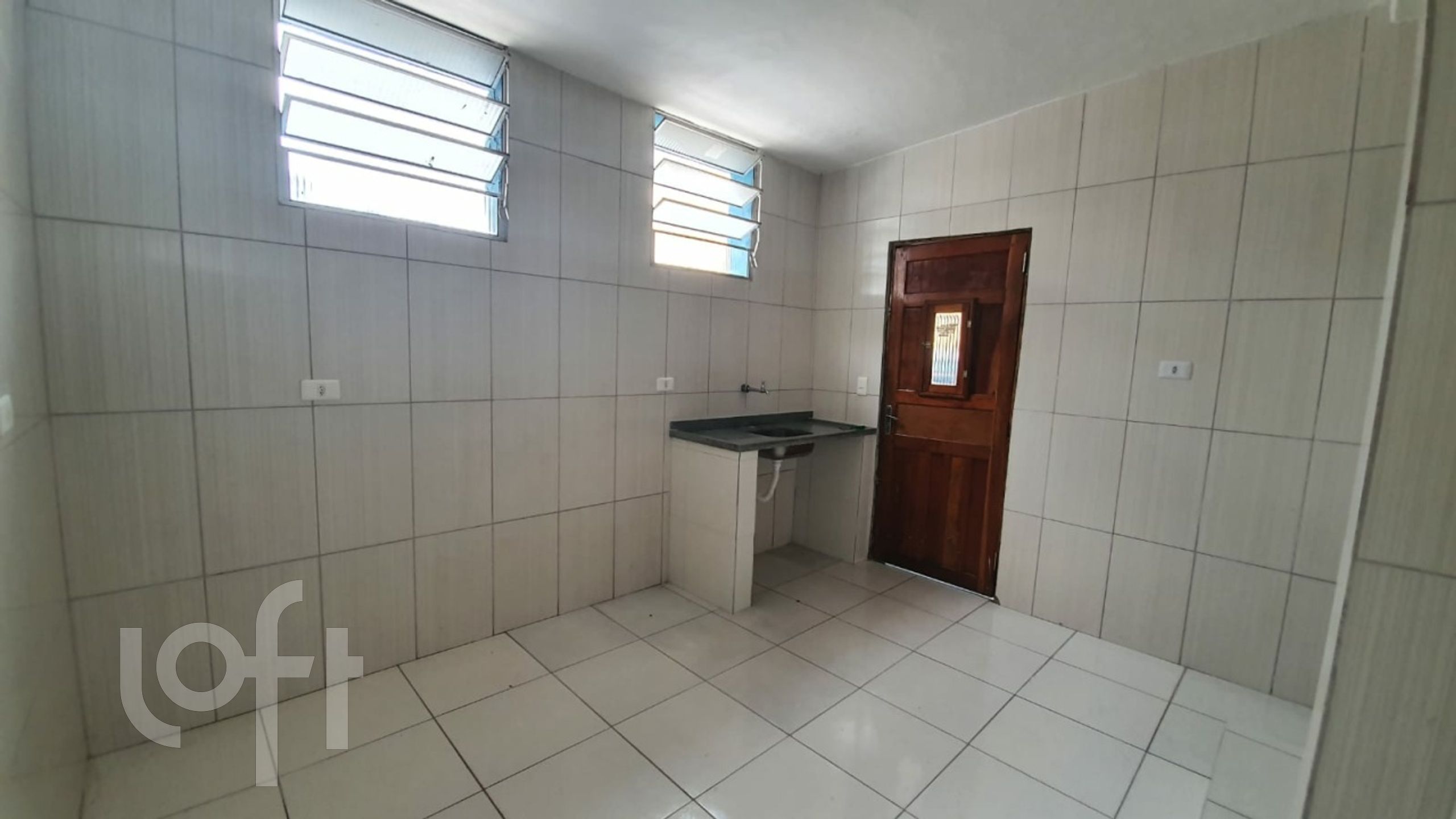 Casa à venda com 7 quartos, 400m² - Foto 3