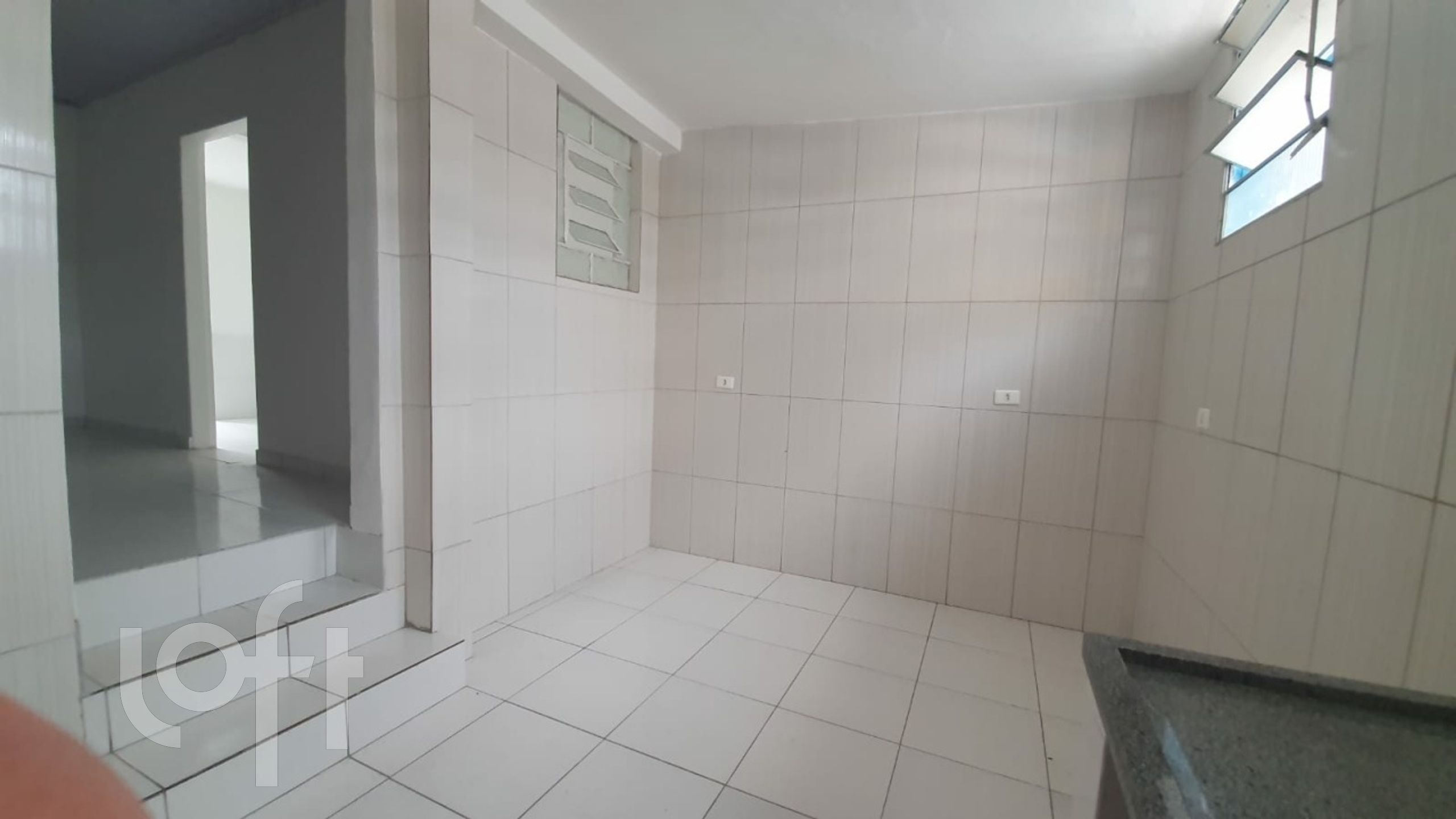 Casa à venda com 7 quartos, 400m² - Foto 2