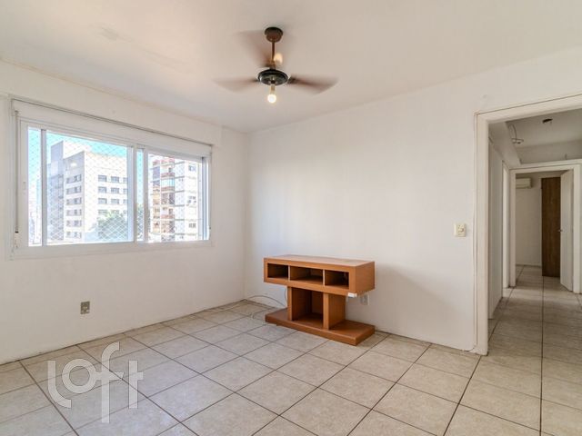 Apartamento com 74m², 2 dormitórios, 1 vaga, Menino Deus em Porto Alegre