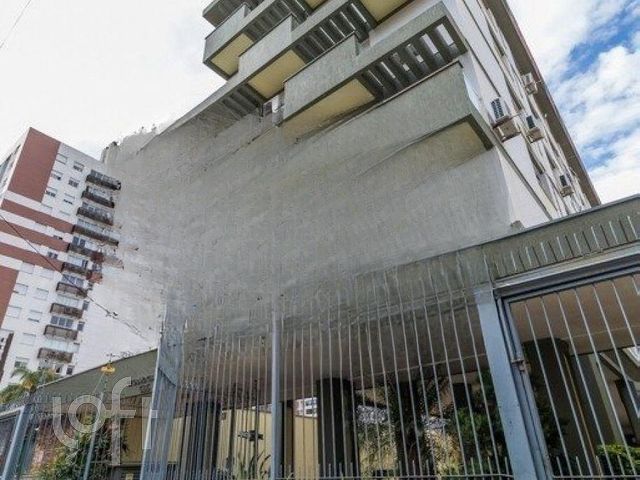 Apartamento com 74m², 2 dormitórios, 1 vaga, Menino Deus em Porto Alegre
