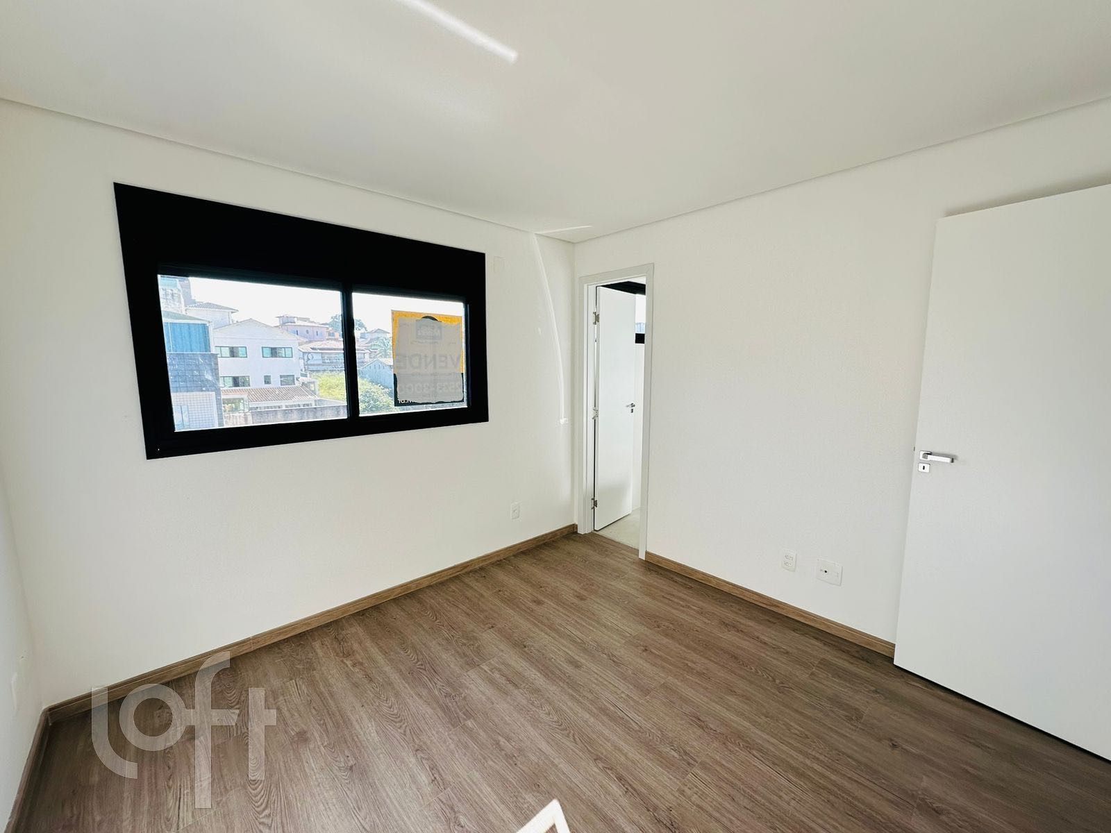 Apartamento à venda com 3 quartos, 84m² - Foto 9