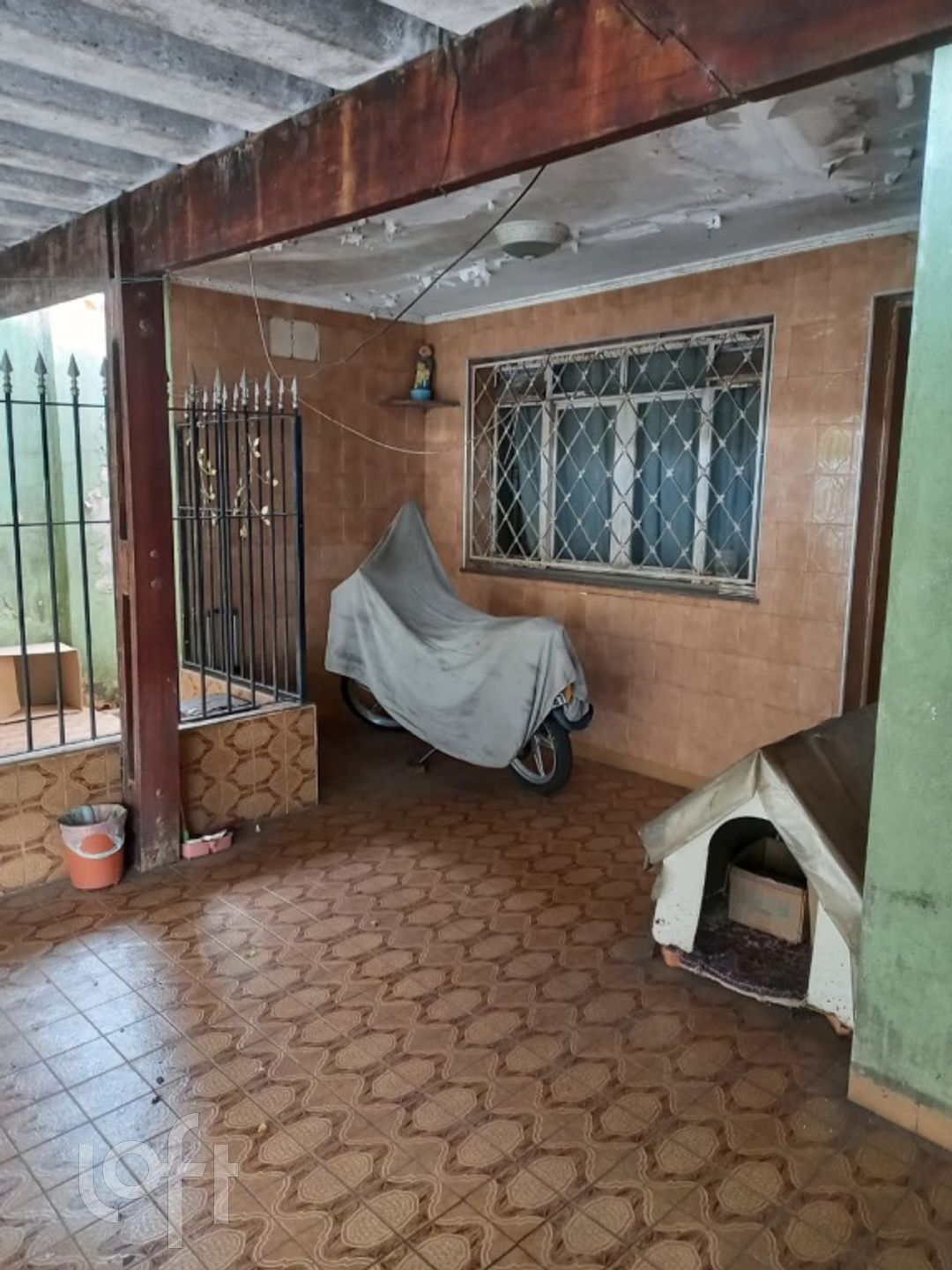 Casa à venda com 3 quartos, 260m² - Foto 1