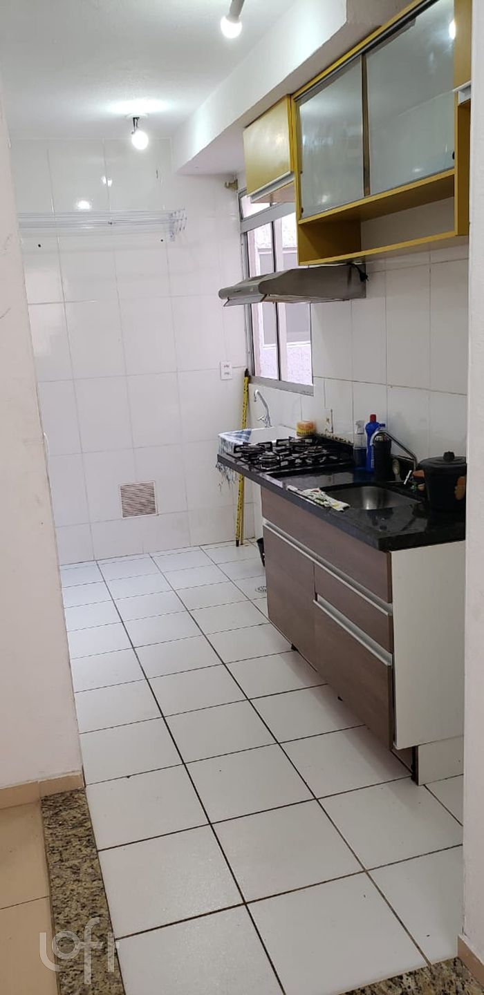 Apartamento à venda com 2 quartos, 40m² - Foto 8