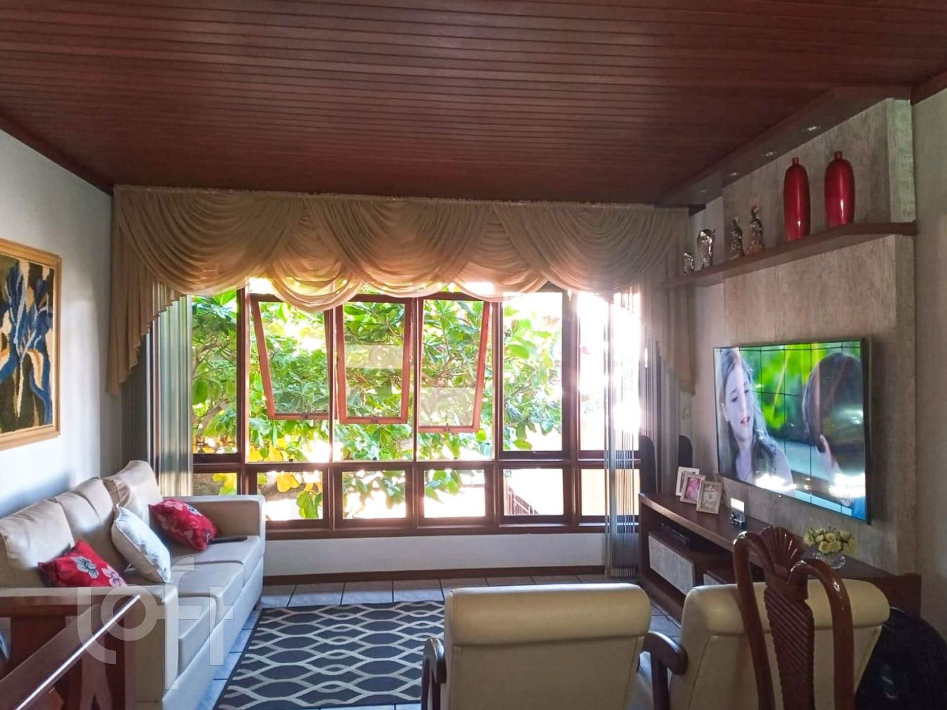 Casa Residencial com 200m², 6 quartos, 1 suíte, 6 garagens, no bairro Ingleses em Florianópolis