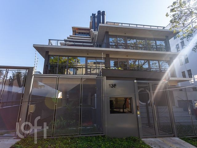 Apartamento com 65m², 2 dormitórios, 1 suíte, 1 vaga, Petrópolis em Porto Alegre