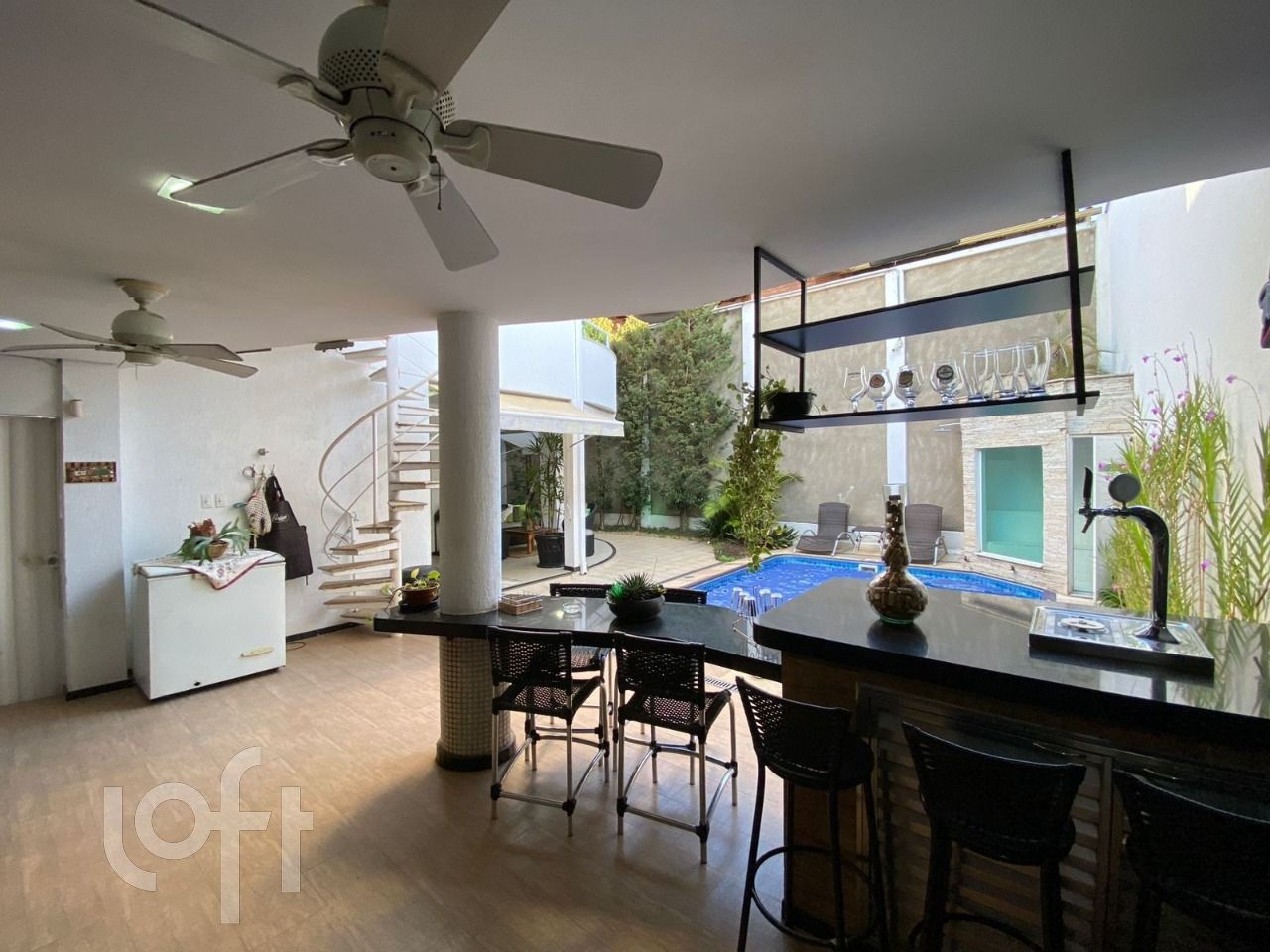 Casa à venda com 5 quartos, 360m² - Foto 15