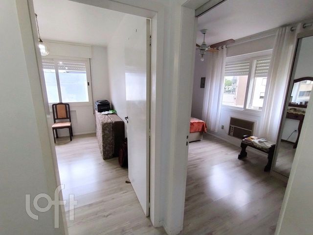 Apartamento com 84m², 2 dormitórios, 1 vaga, Menino Deus em Porto Alegre