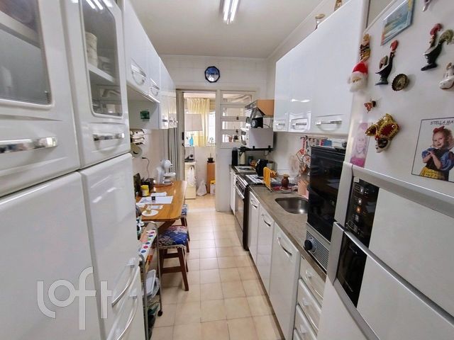 Apartamento com 84m², 2 dormitórios, 1 vaga, Menino Deus em Porto Alegre