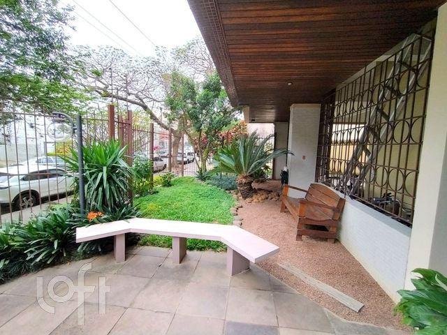 Apartamento com 84m², 2 dormitórios, 1 vaga, Menino Deus em Porto Alegre