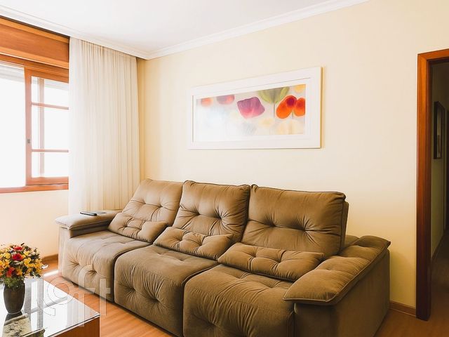 Apartamento com 93m², 4 dormitórios, Menino Deus em Porto Alegre