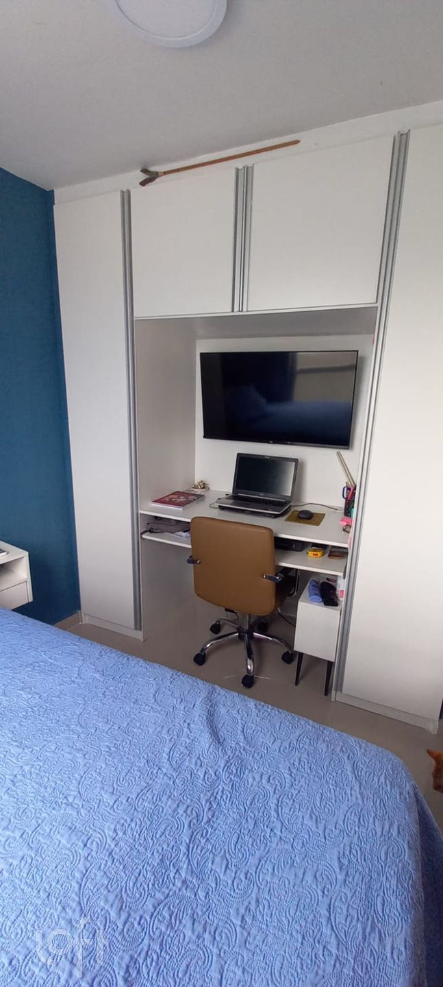 Apartamento à venda com 2 quartos, 76m² - Foto 3