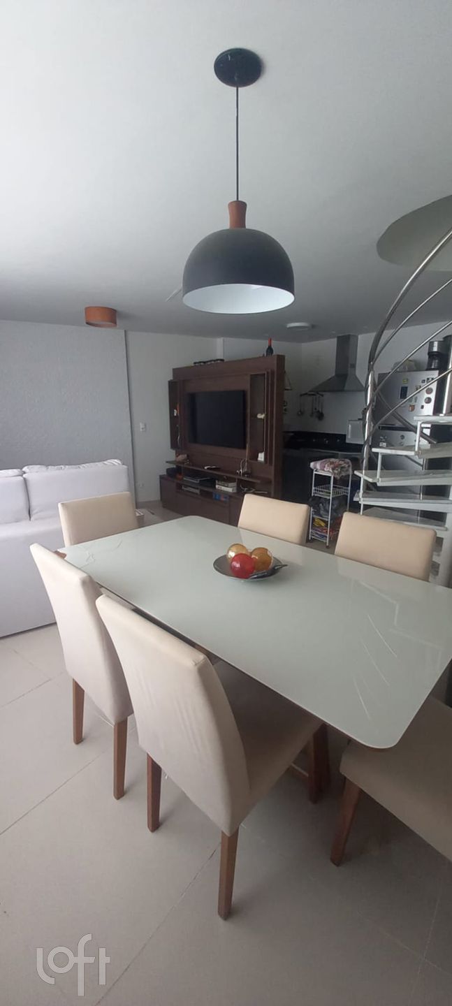 Apartamento à venda com 2 quartos, 76m² - Foto 10