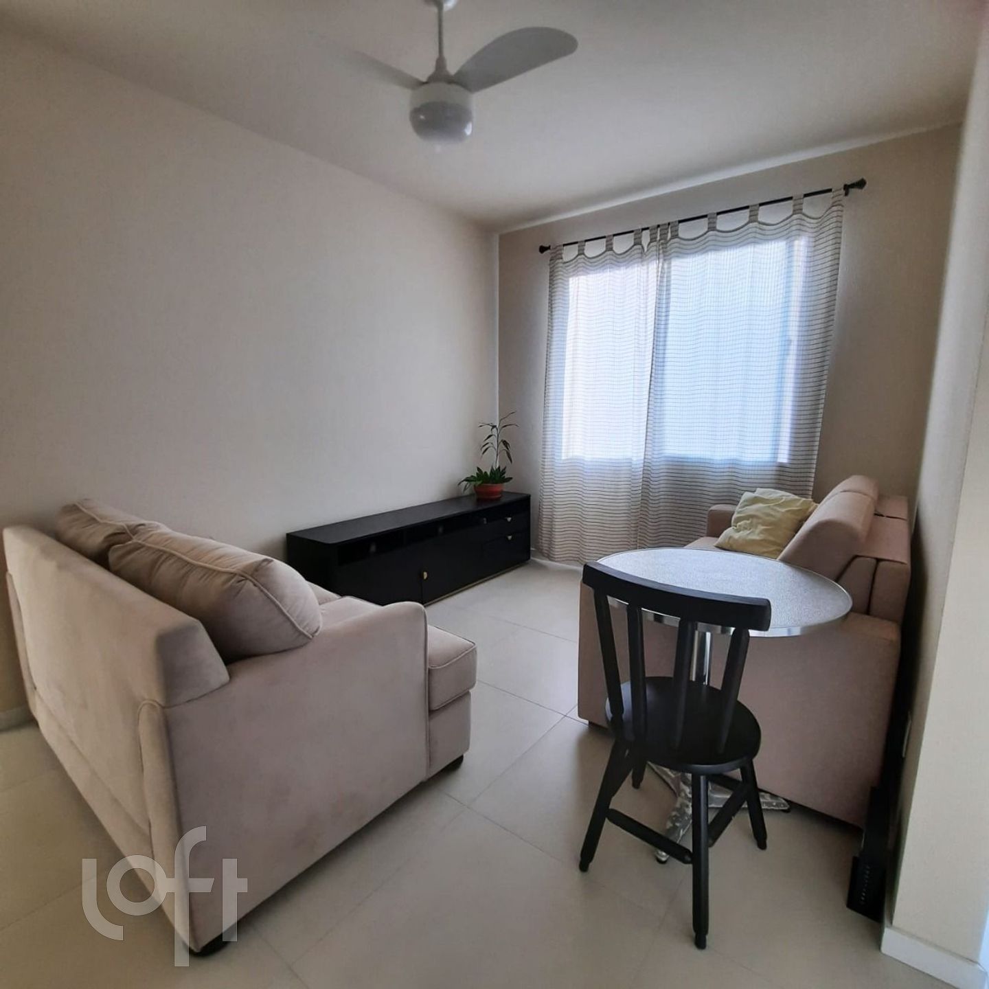 Apartamento 1 dormitorio  à venda na Agronômica, Baia do Sol em Florianópolis SC