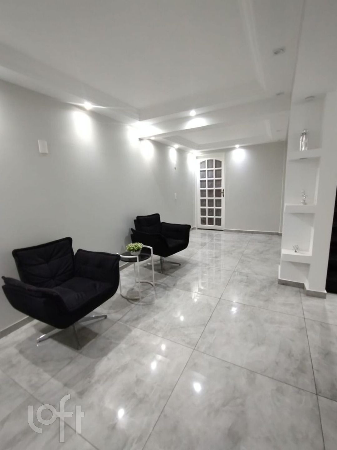 Casa à venda com 3 quartos, 140m² - Foto 3