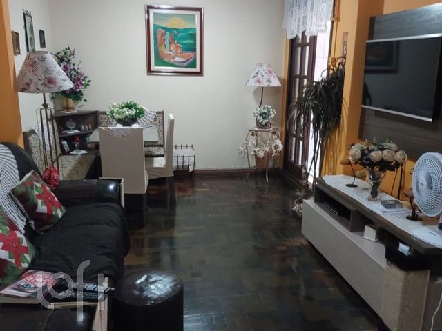 Apartamento com 99m², 3 dormitórios, Floresta em Porto Alegre