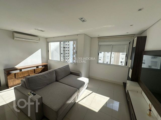 Apartamento com 65m², 2 dormitórios, 1 suíte, 1 vaga, Vila Ipiranga em Porto Alegre