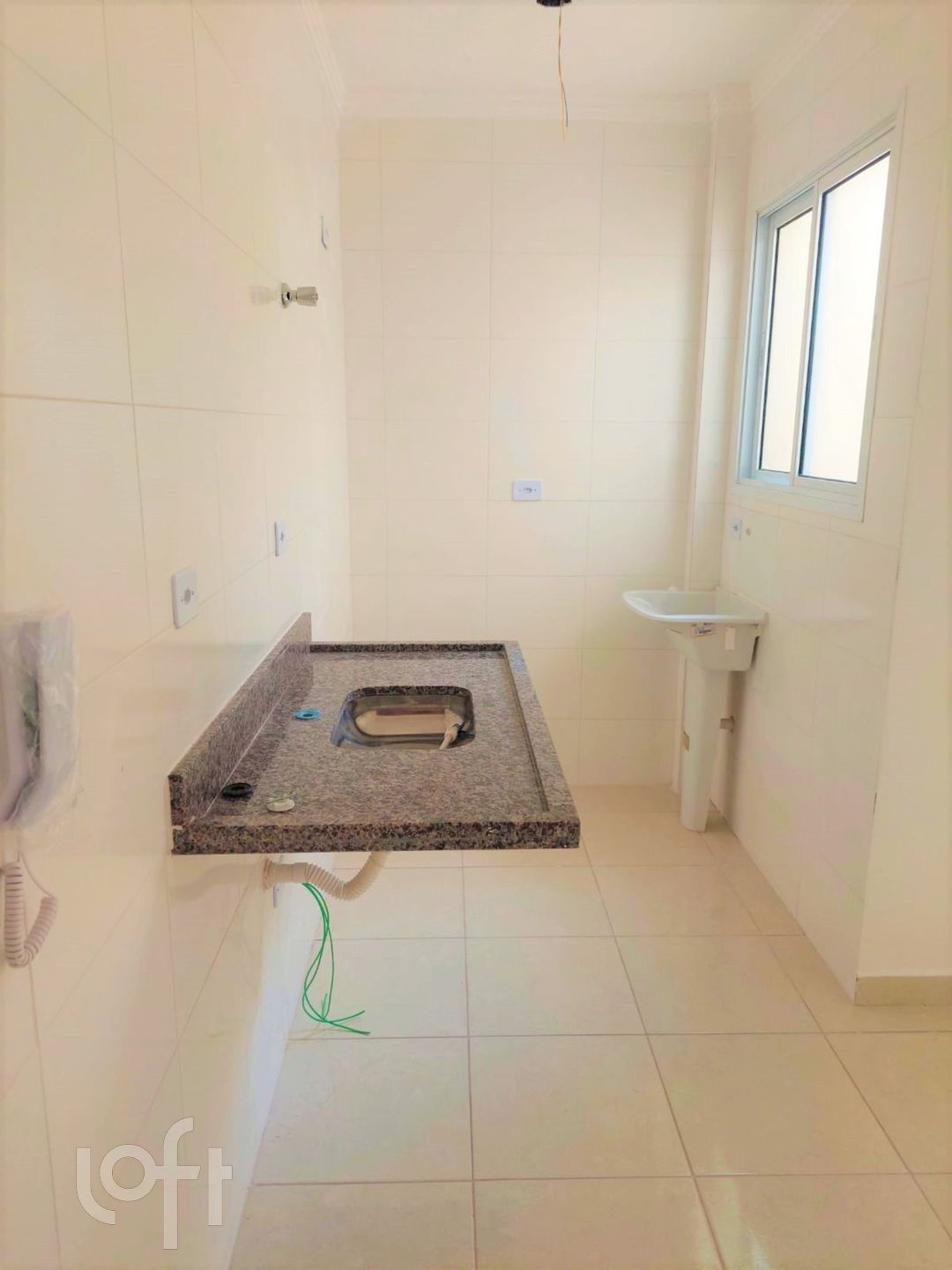 Apartamento à venda com 2 quartos, 39m² - Foto 4