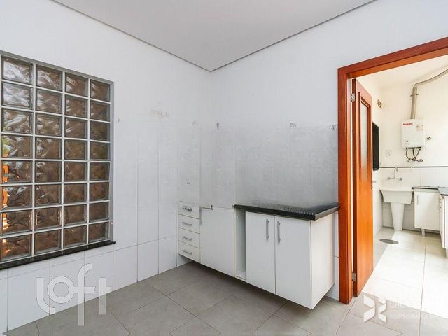 Apartamento com 85m², 2 dormitórios, 1 suíte, Petrópolis em Porto Alegre