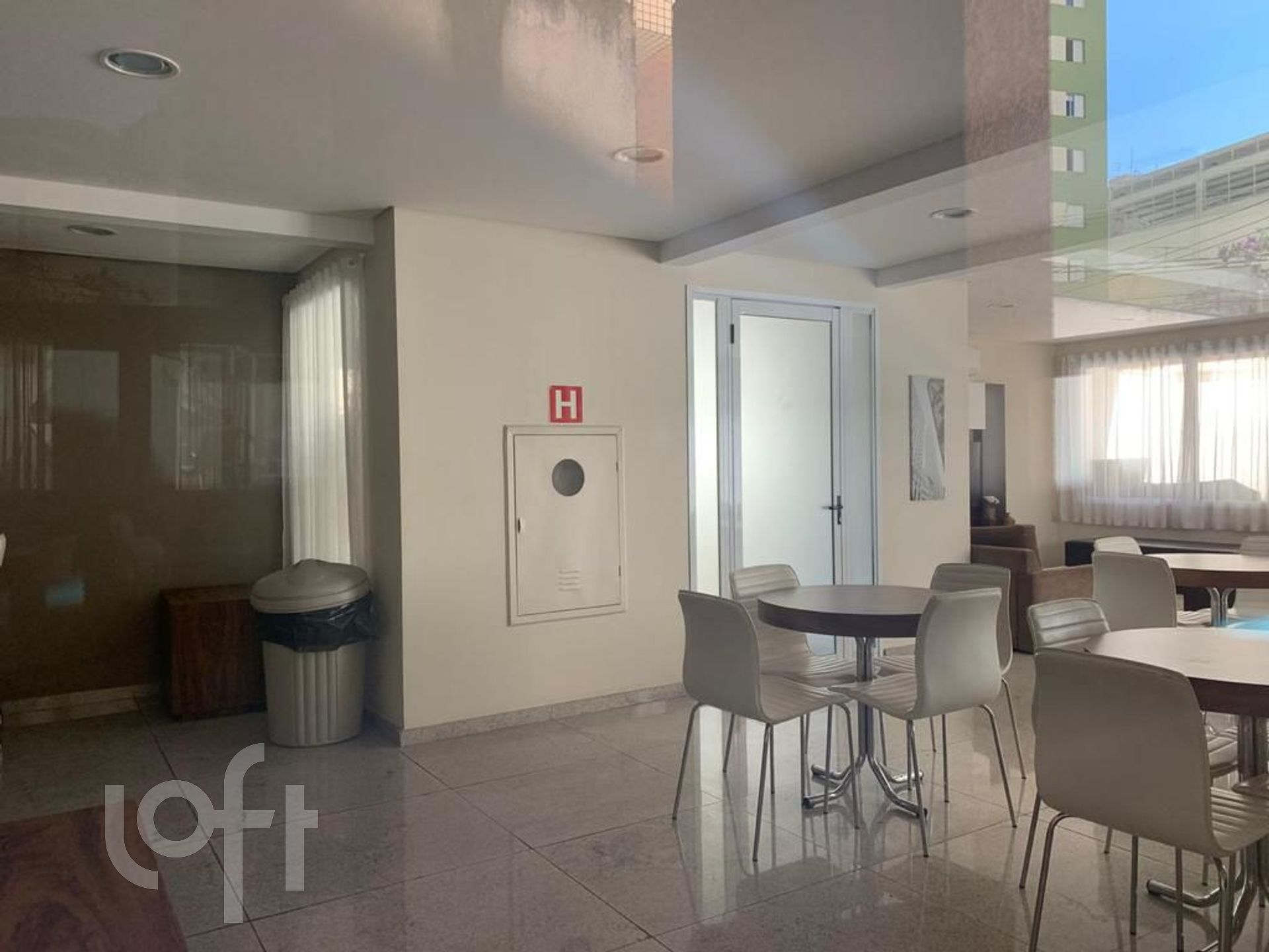 Apartamento à venda com 3 quartos, 158m² - Foto 22